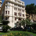 ريالتو 4*