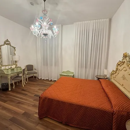 Rialto Hotel