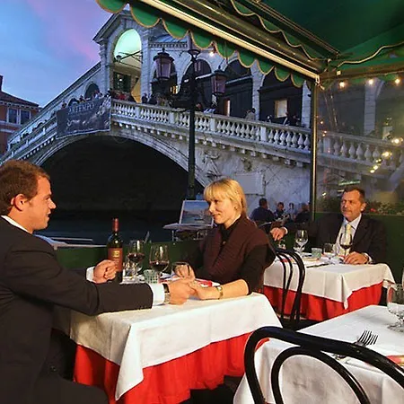 Hotel Rialto Venedig