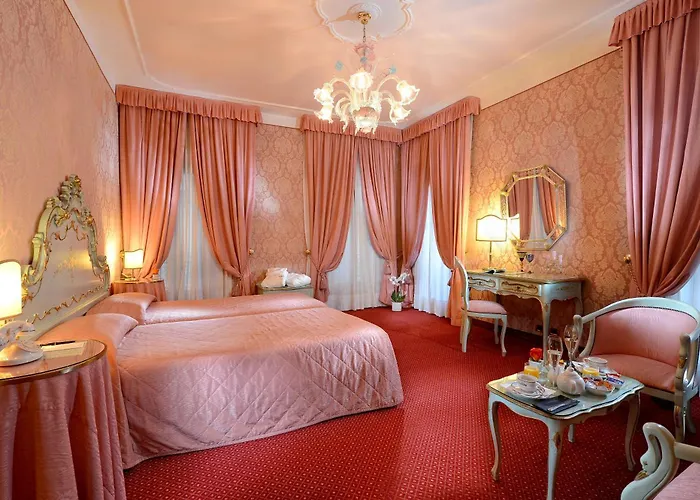 Rialto Hotel 4*