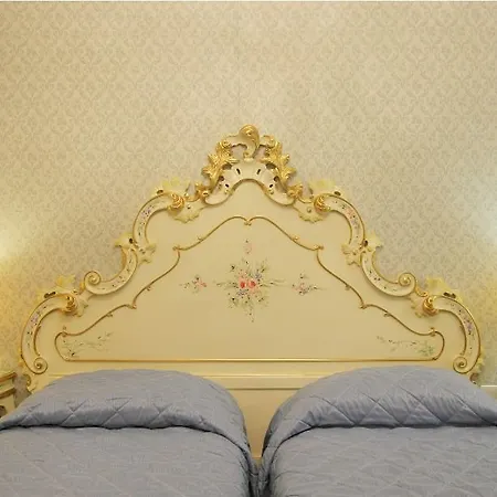 Hotel Rialto Venedig