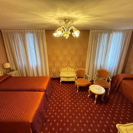 Rialto Otel 4*