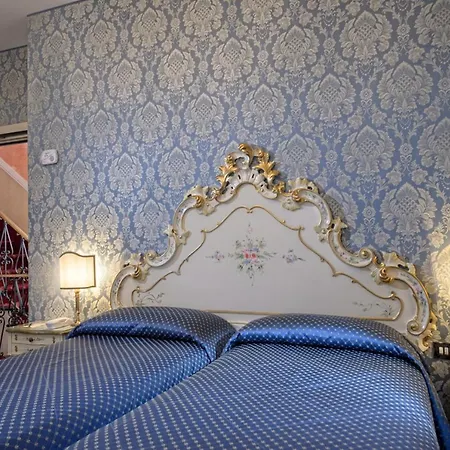 Rialto 4* Venedik